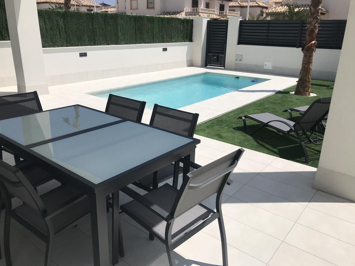 Villa Deluxe La Marina Beach 阿利坎特 外观 照片