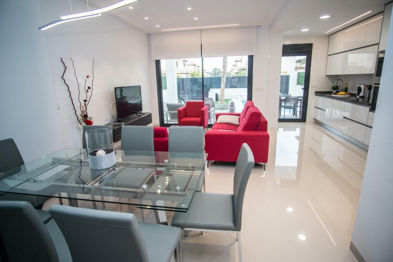 Villa Deluxe La Marina Beach 阿利坎特 外观 照片